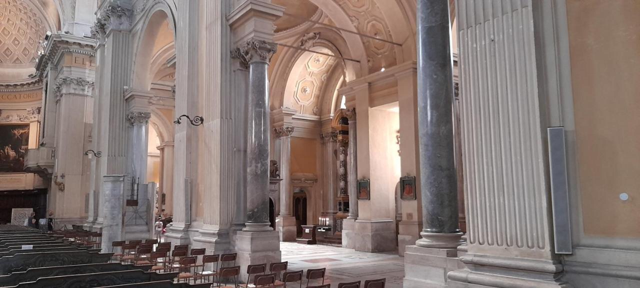 Corte Cavour. Una Mansarda Nel Cuore Della Citta Равенна Экстерьер фото