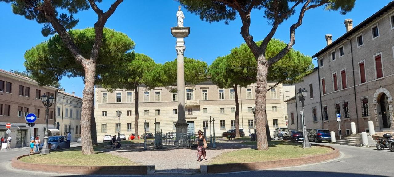 Corte Cavour. Una Mansarda Nel Cuore Della Citta Равенна Экстерьер фото